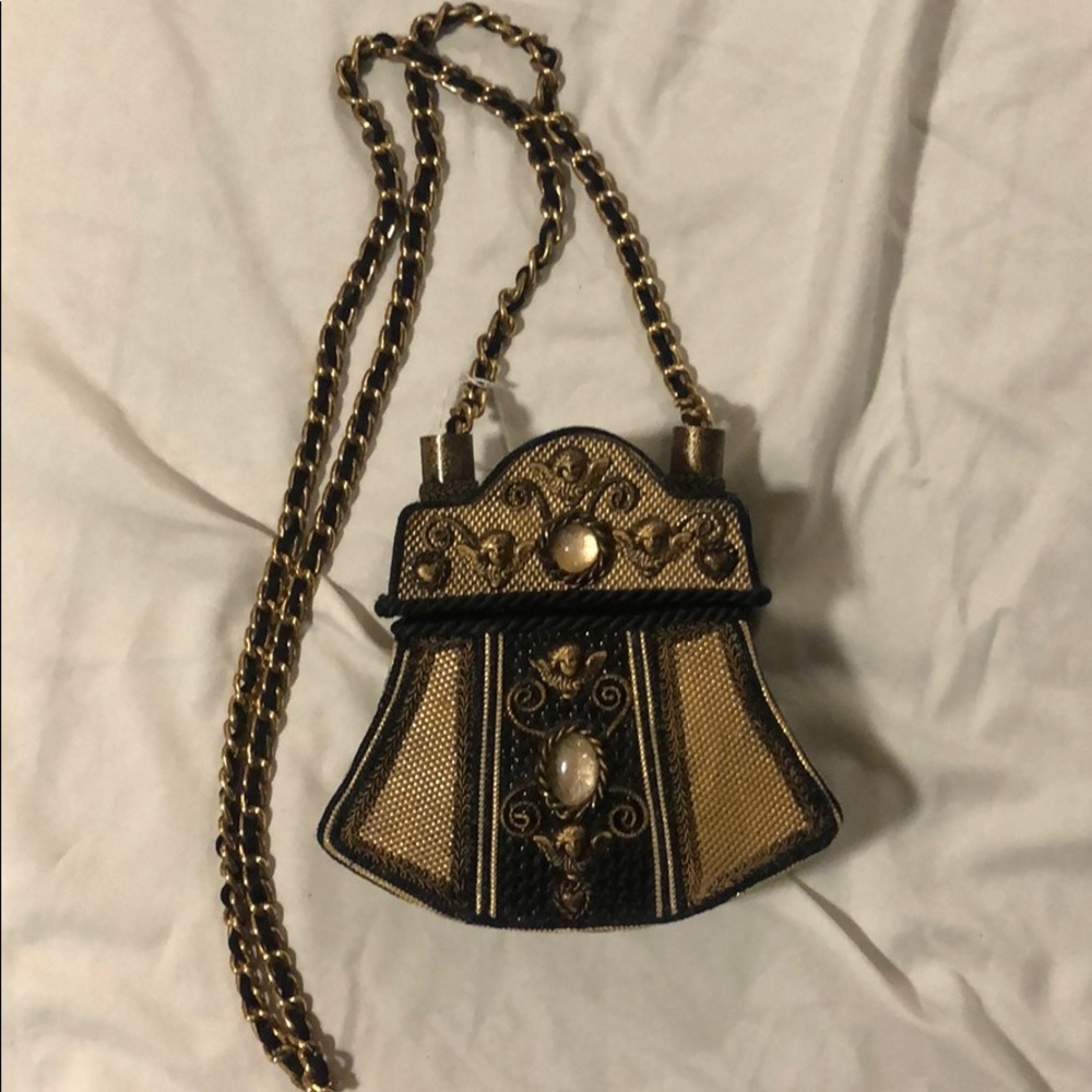 Vintage shoulder bag